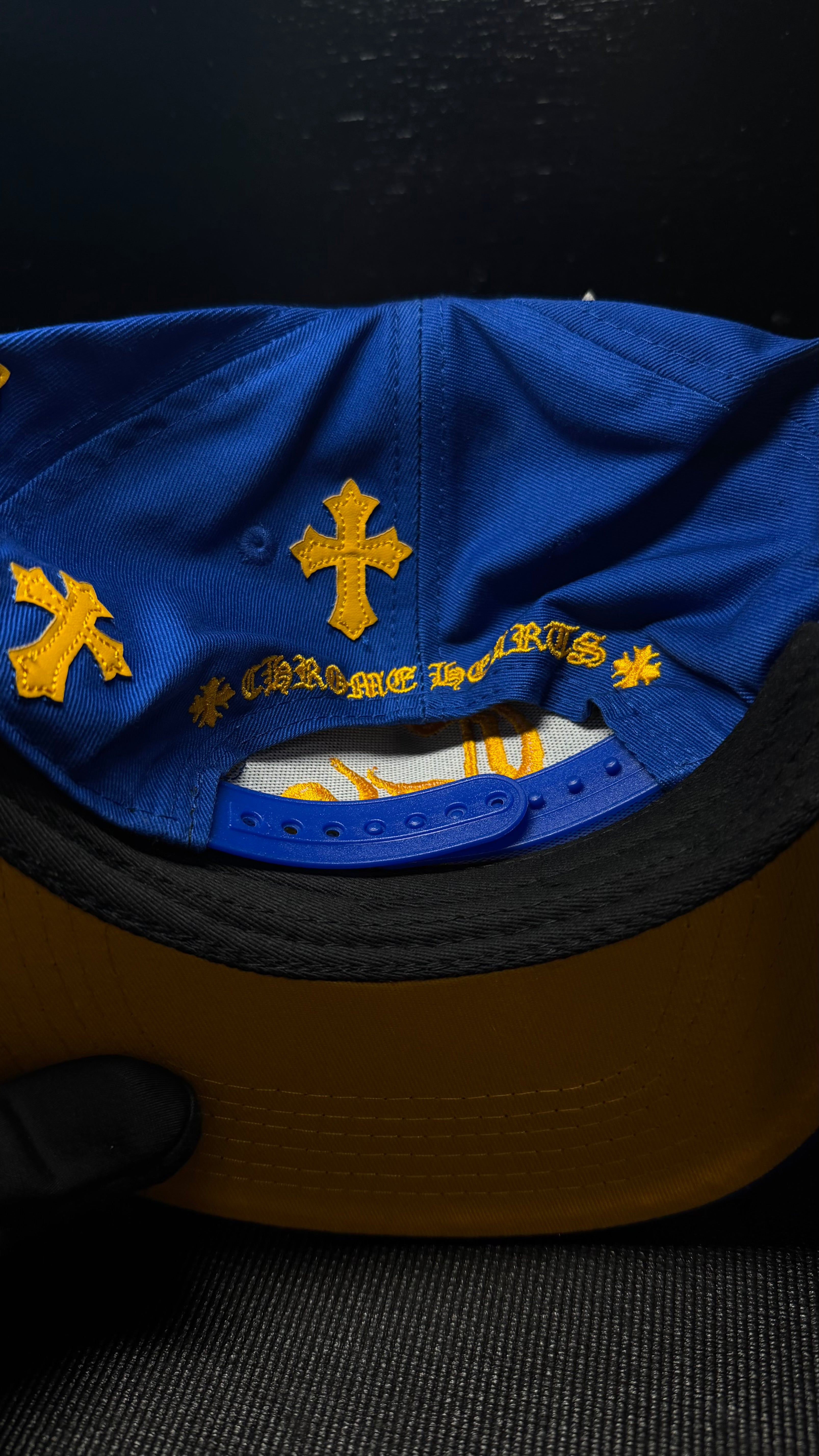 CHROME HEARTS gorra azul