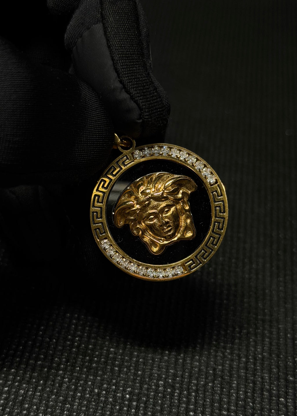 VERSACE dije diamantado