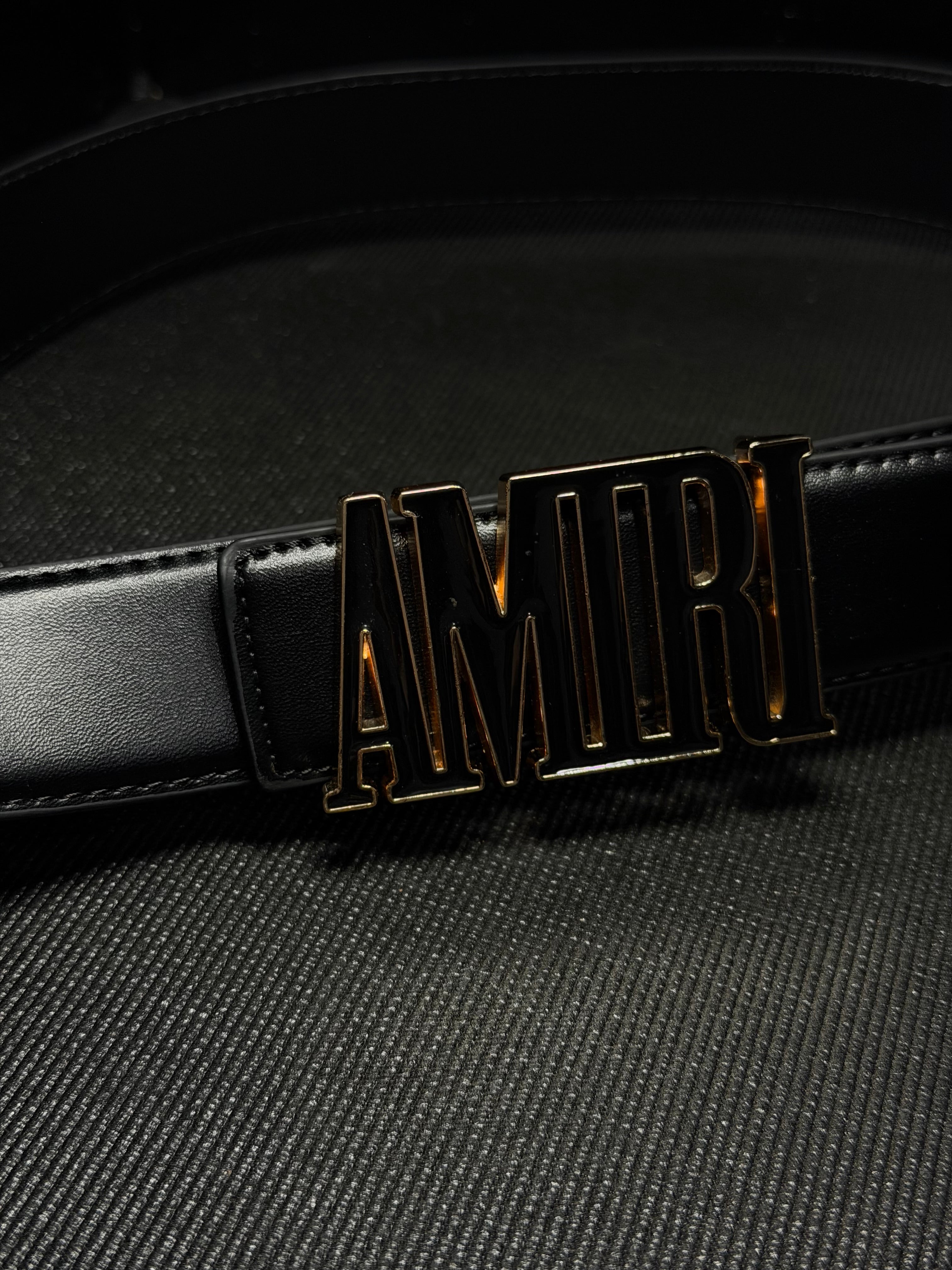 AMIRI LOGO Cincho negro