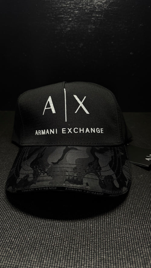 ARMANI EXCHANGE gorra negra