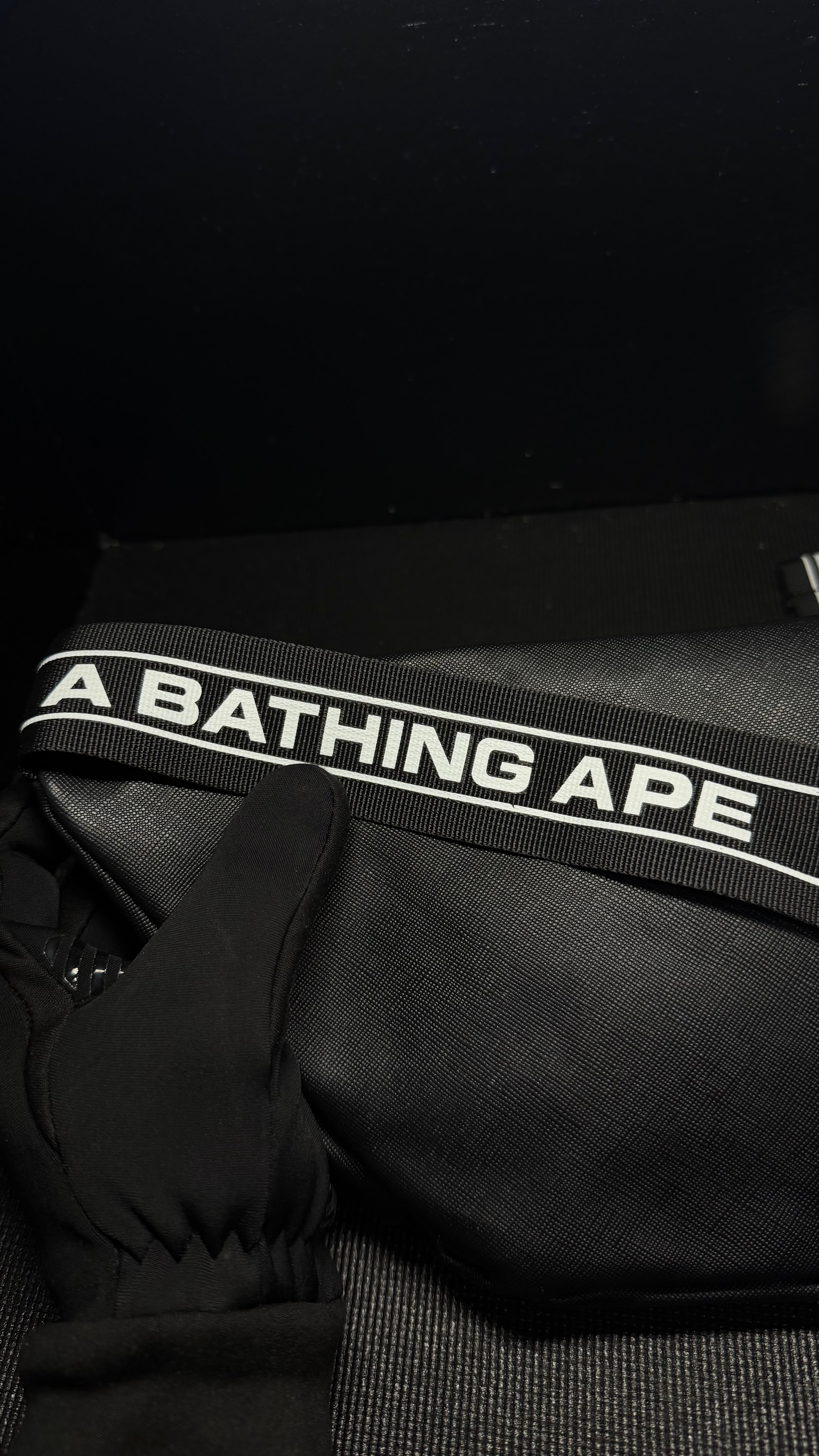 BAPE bolso negro