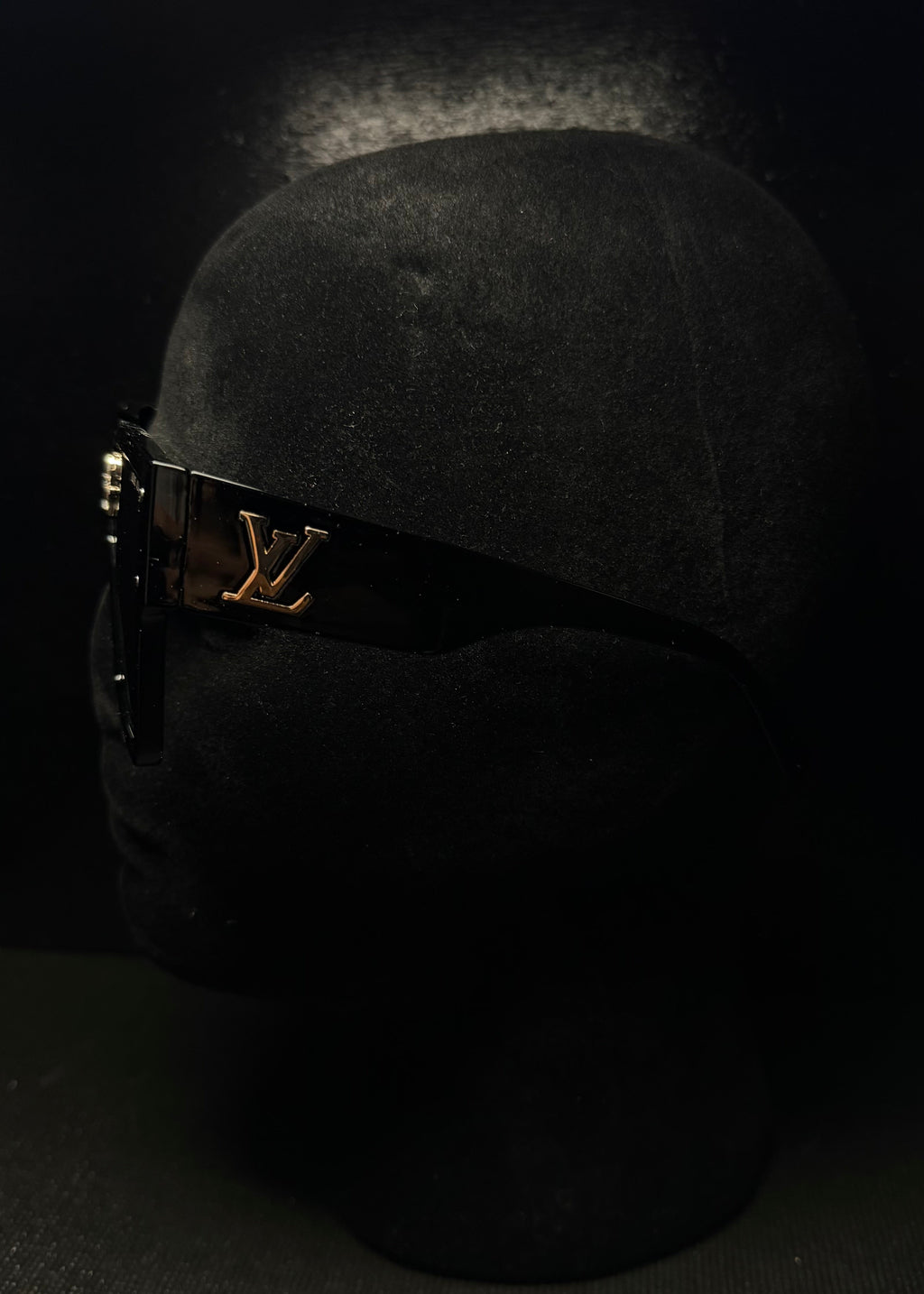 LOUIS VUITTON gafas negro