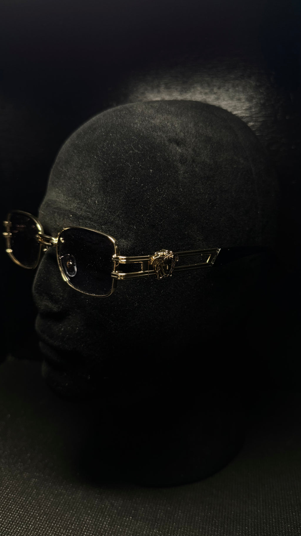 VERSACE Gafas negro montura dorada