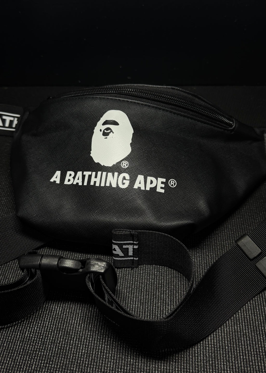 BAPE bolso negro