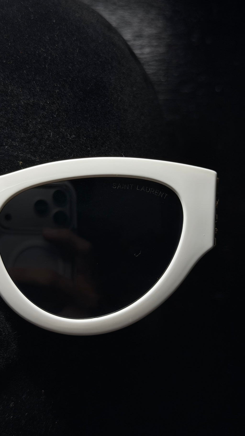 YSL Gafas blanco y dorado