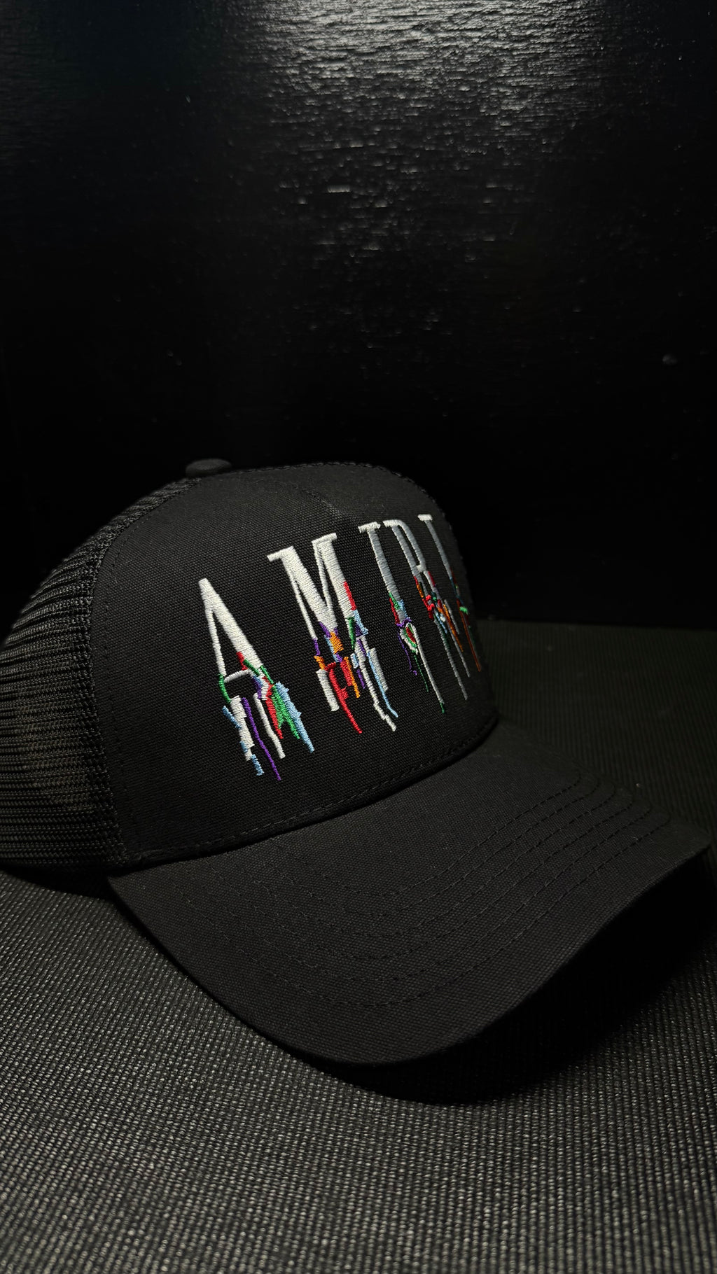 AMIRI DRIP CORE en negro