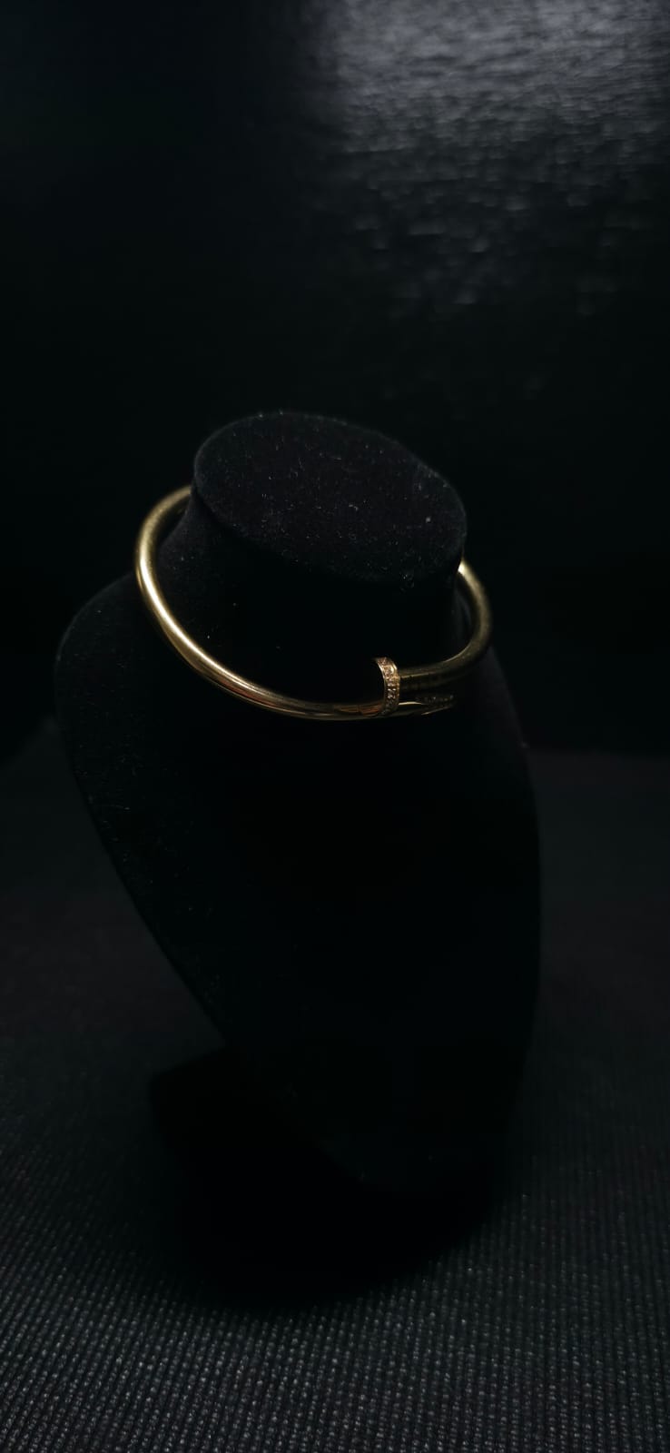 BRACELETE clavo dorado