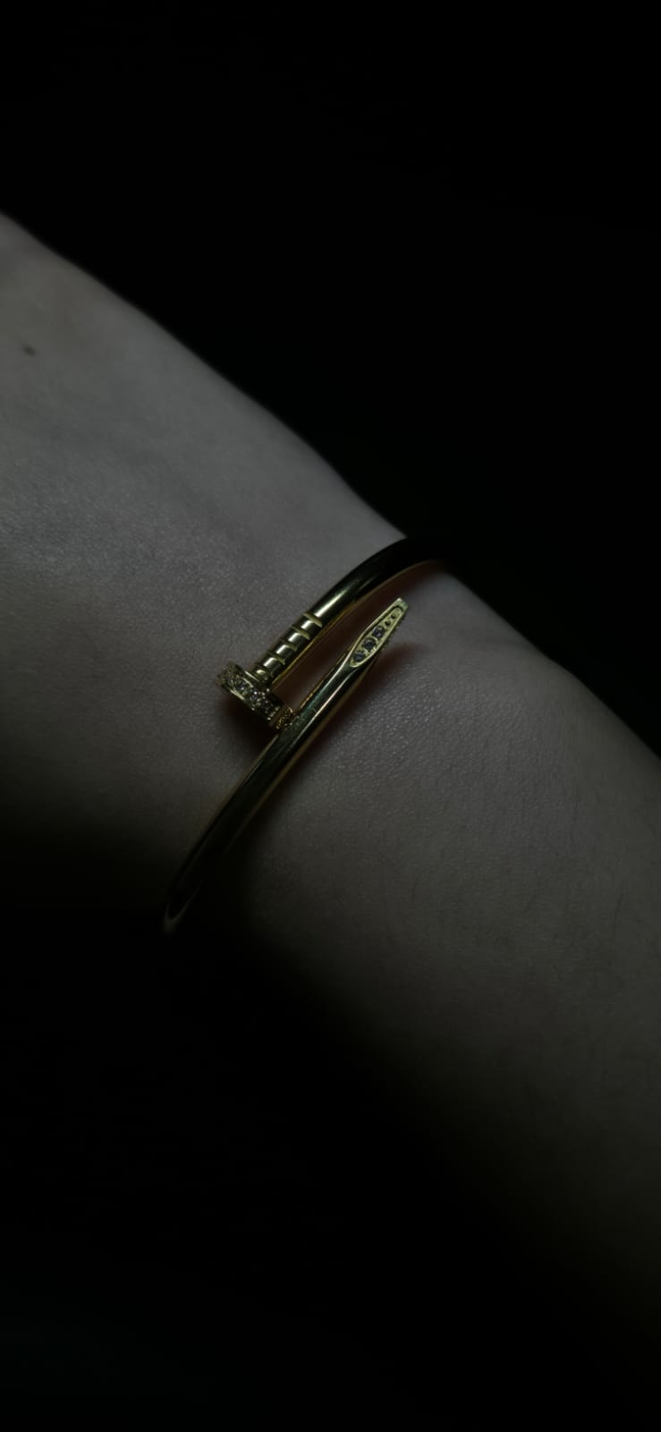 BRACELETE clavo dorado