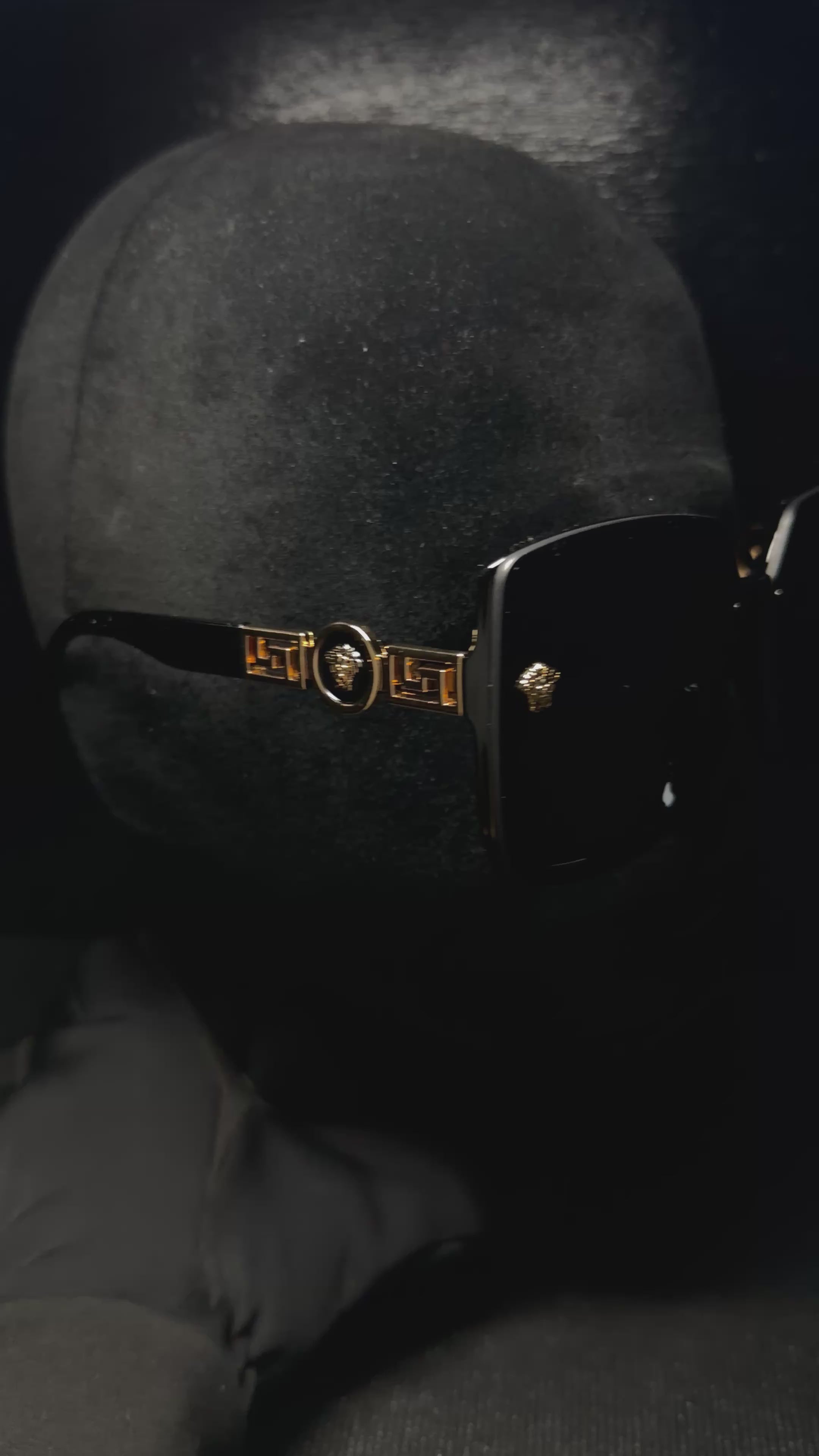 VERSACE gafas negro y dorado