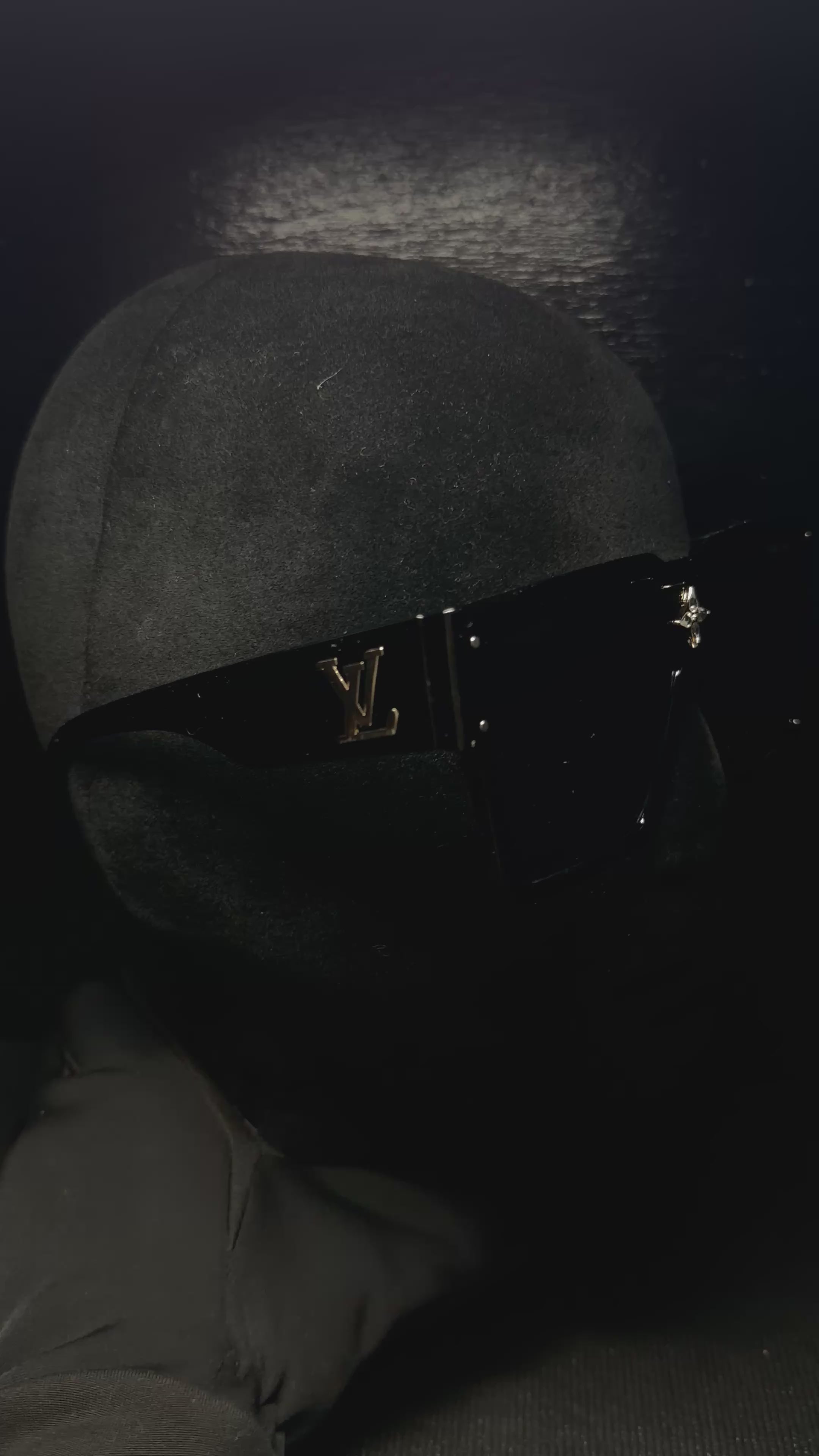 LOUIS VUITTON gafas negro
