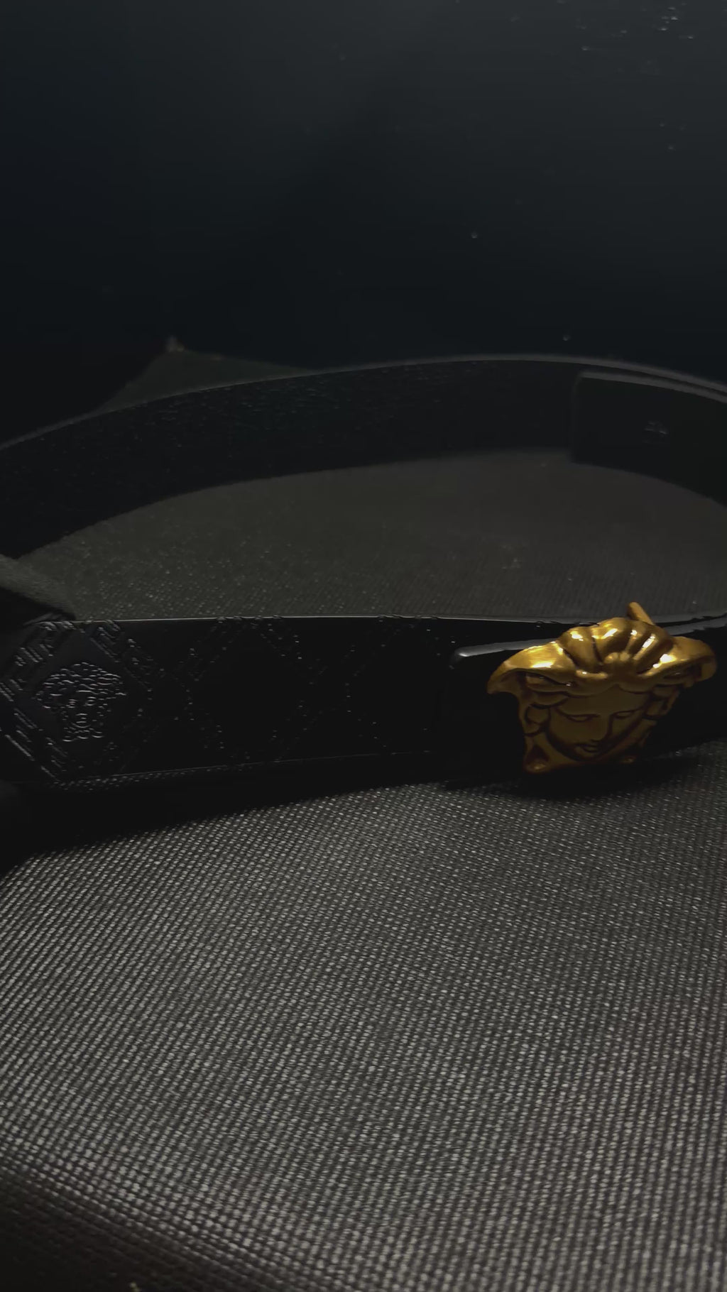 VERSACE cincho negro