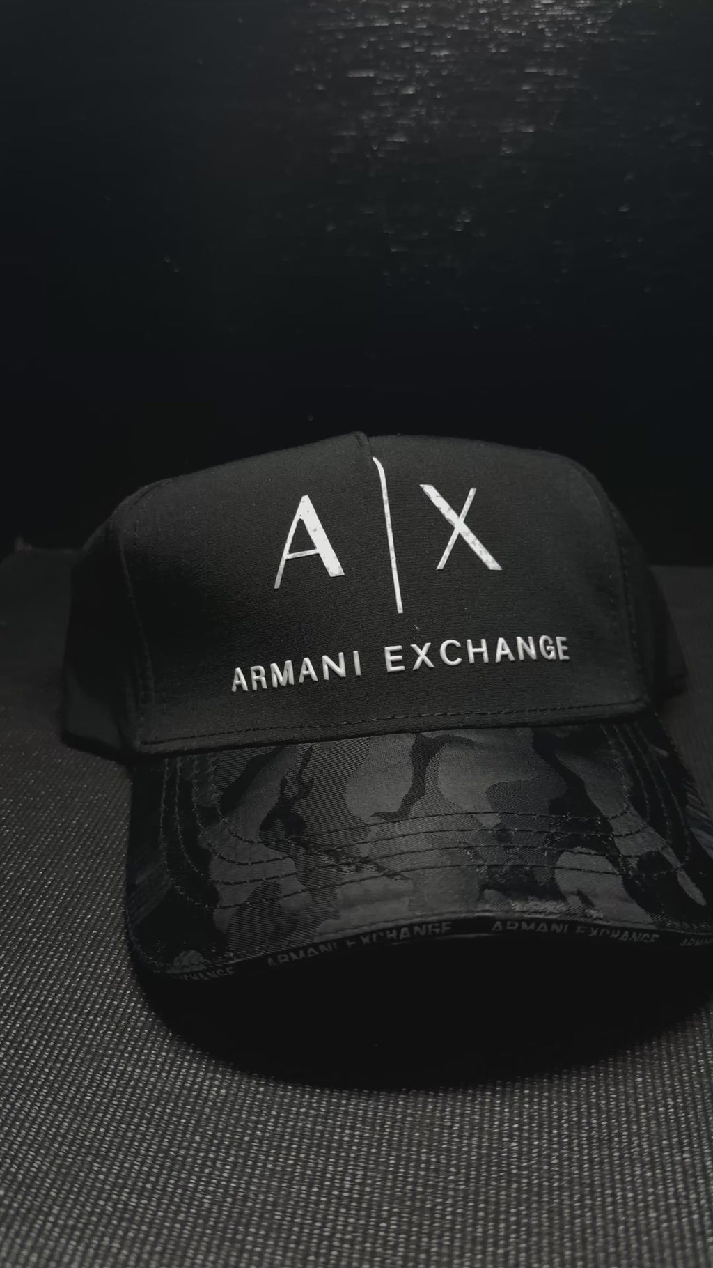 ARMANI EXCHANGE gorra negra
