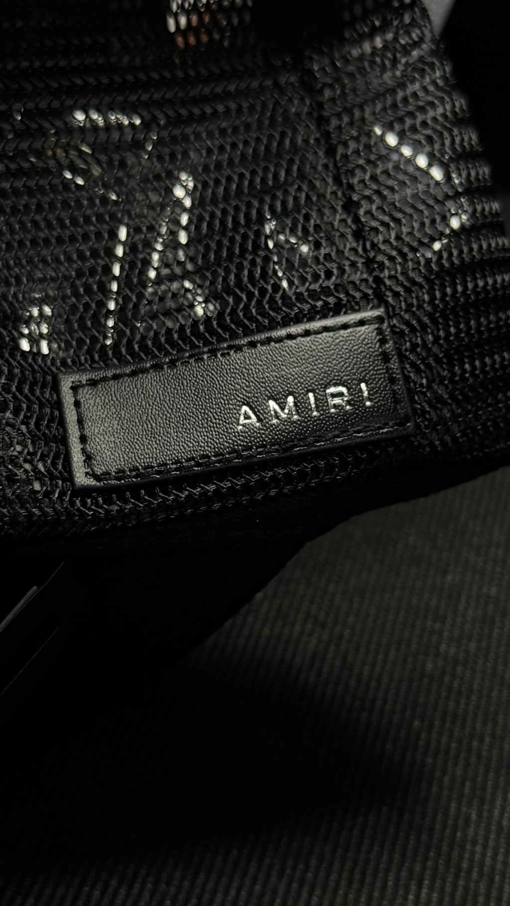AMIRI DRIP CORE en negro