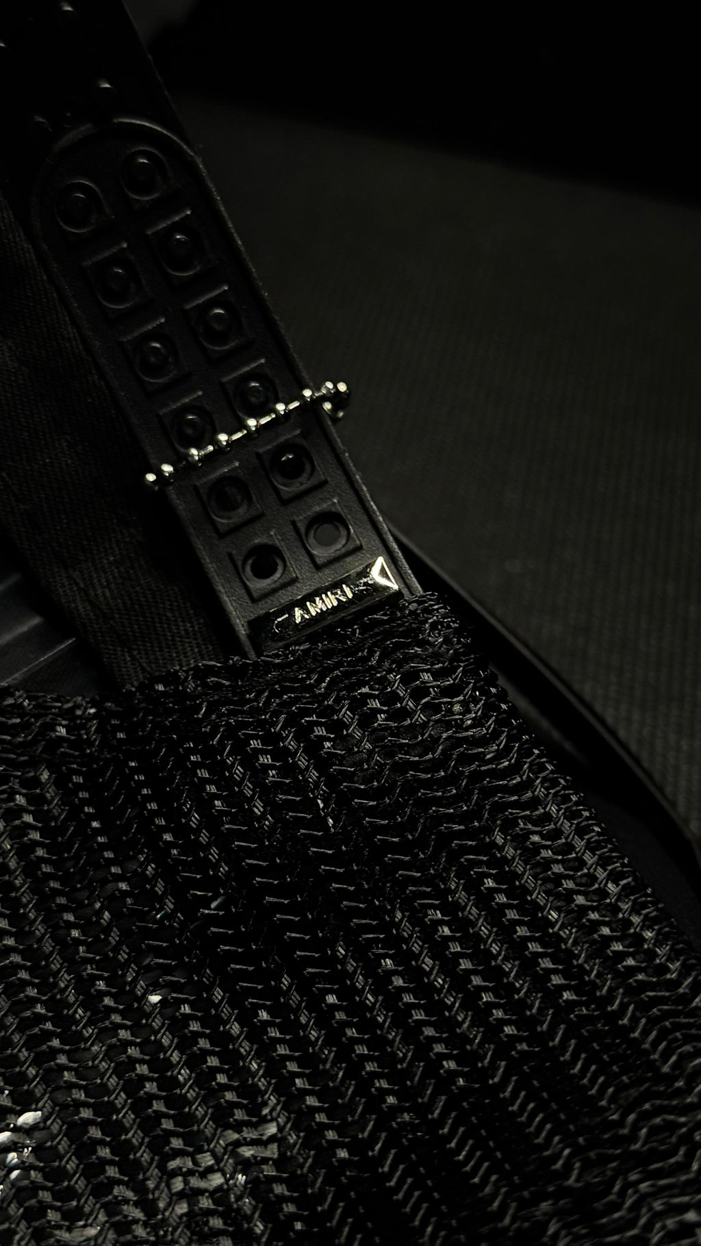 AMIRI DRIP CORE en negro